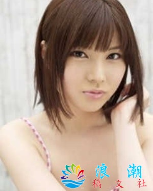 彩城优里菜人物照片