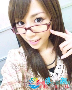 瑠川莉娜人物照片