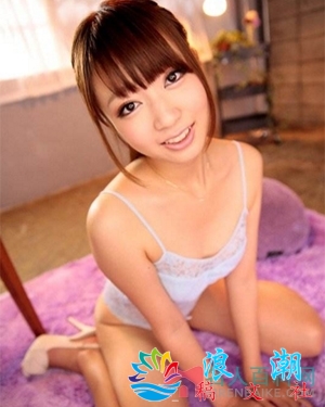 叶山奈奈实人物照片