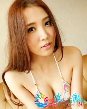 友田彩也香人物照片