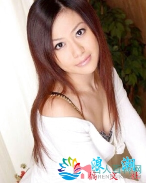 本真友里人物照片