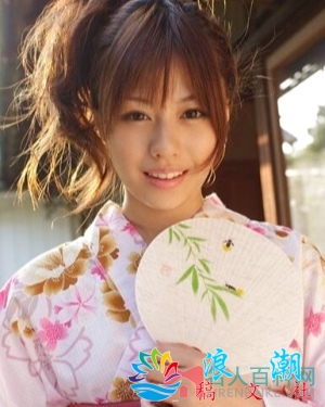 大泽美加人物照片