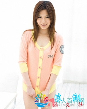 栗林里莉人物照片