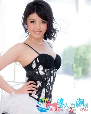 麻宫玲人物照片