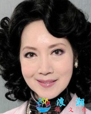 谢雪心人物照片