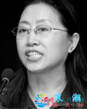 马秋芬人物照片