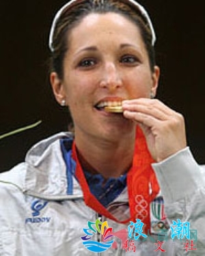 卡伊内罗个人资料_作品介绍_生涯事迹-展庭百科汇