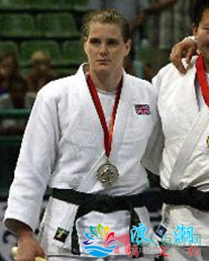 卡丽娜-布莱恩特个人介绍-展庭百科汇