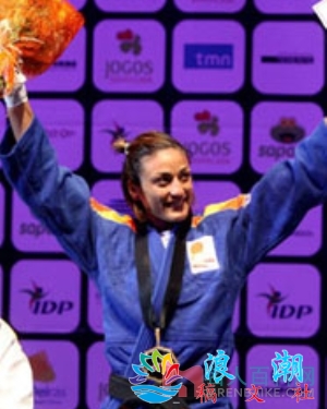 卡拉斯科萨个人介绍-展庭百科汇