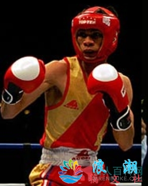 塔纳莫人物照片