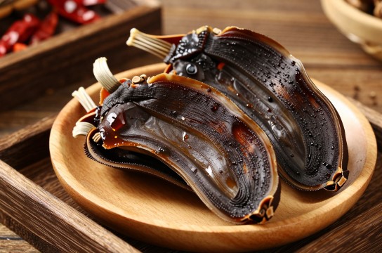 鹿 胎