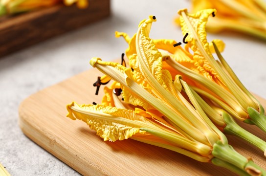 七须黄花菜是哪里的特产?_山西农产品类介绍-展庭百科汇