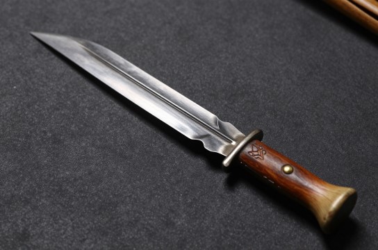 珞巴柳叶刀是哪里的特产?_西藏手工艺品介绍-展庭百科汇