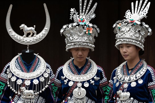 湘西苗族首饰是哪里的特产?_湖南民族银饰介绍-展庭百科汇