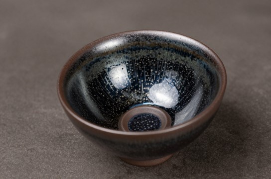 玉面油滴盏