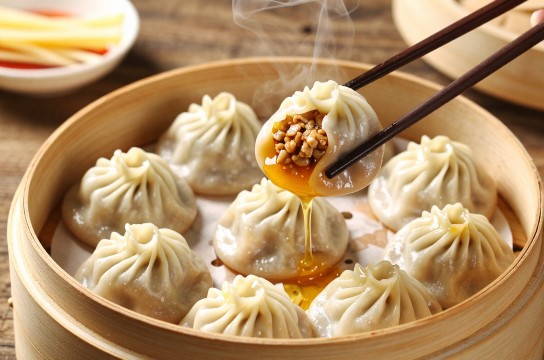 无锡小笼包是哪里的特产?_江苏风味小吃介绍-展庭百科汇