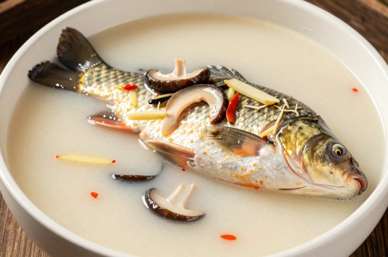 水库鲜鱼