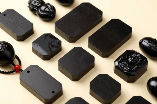 商都墨玉石-展庭百科汇