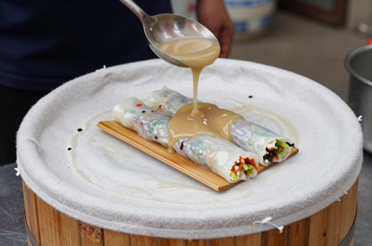 东兴卷粉是哪里的特产?_广西地方小吃介绍-展庭百科汇