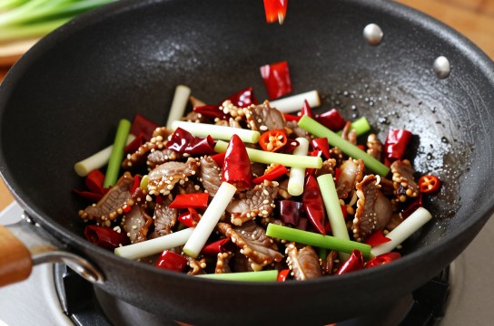 辣椒炒肉是哪里的特产?_江西美食类介绍-展庭百科汇