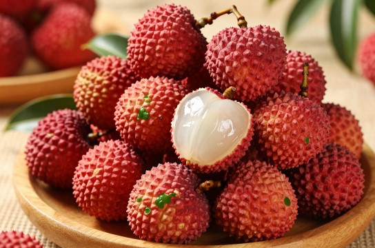 谢村“鸭头绿”桂味荔枝
