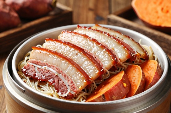西乡粉蒸肉是哪里的特产?_陕西美食特产介绍-展庭百科汇