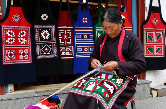 围裙-展庭百科汇